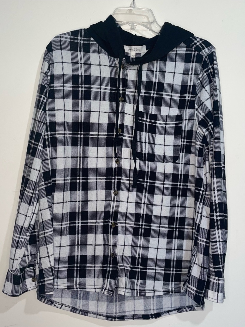 Eden And Olivia L Black And White Hooded Plaid Front Pocket Button Up Top